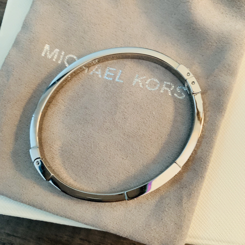 Michael Kors Bracelet - Picture 2 of 4